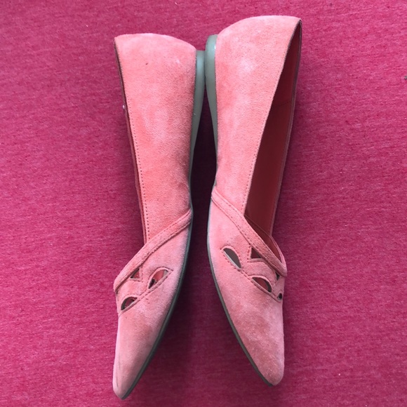 Pink flats - Picture 2 of 4